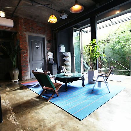 Hongdae Guesthouse Pajamaparty Сеул Экстерьер фото