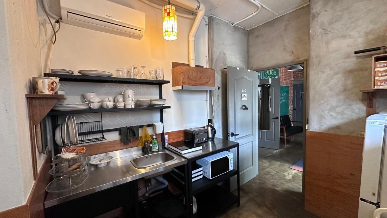 Hongdae Guesthouse Pajamaparty Сеул Экстерьер фото