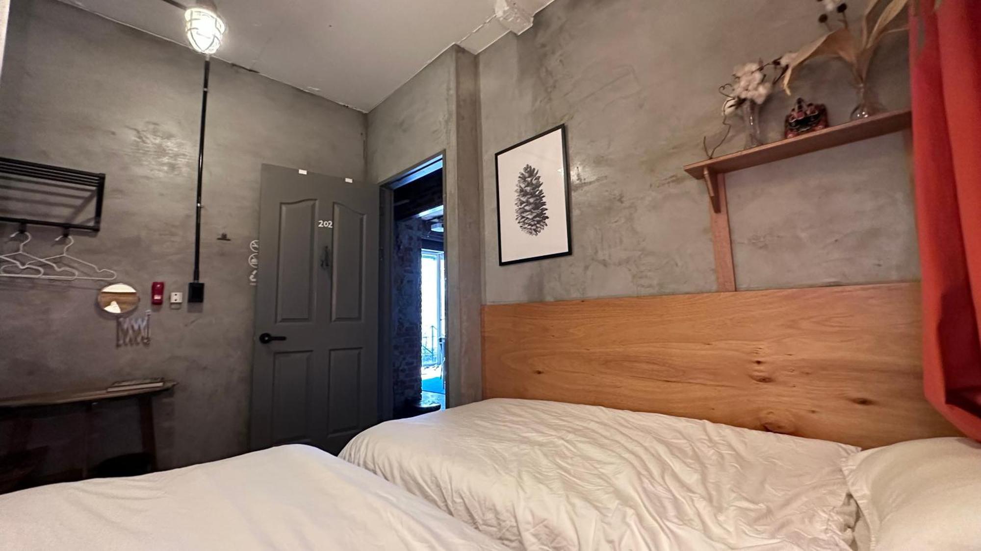 Hongdae Guesthouse Pajamaparty Сеул Экстерьер фото