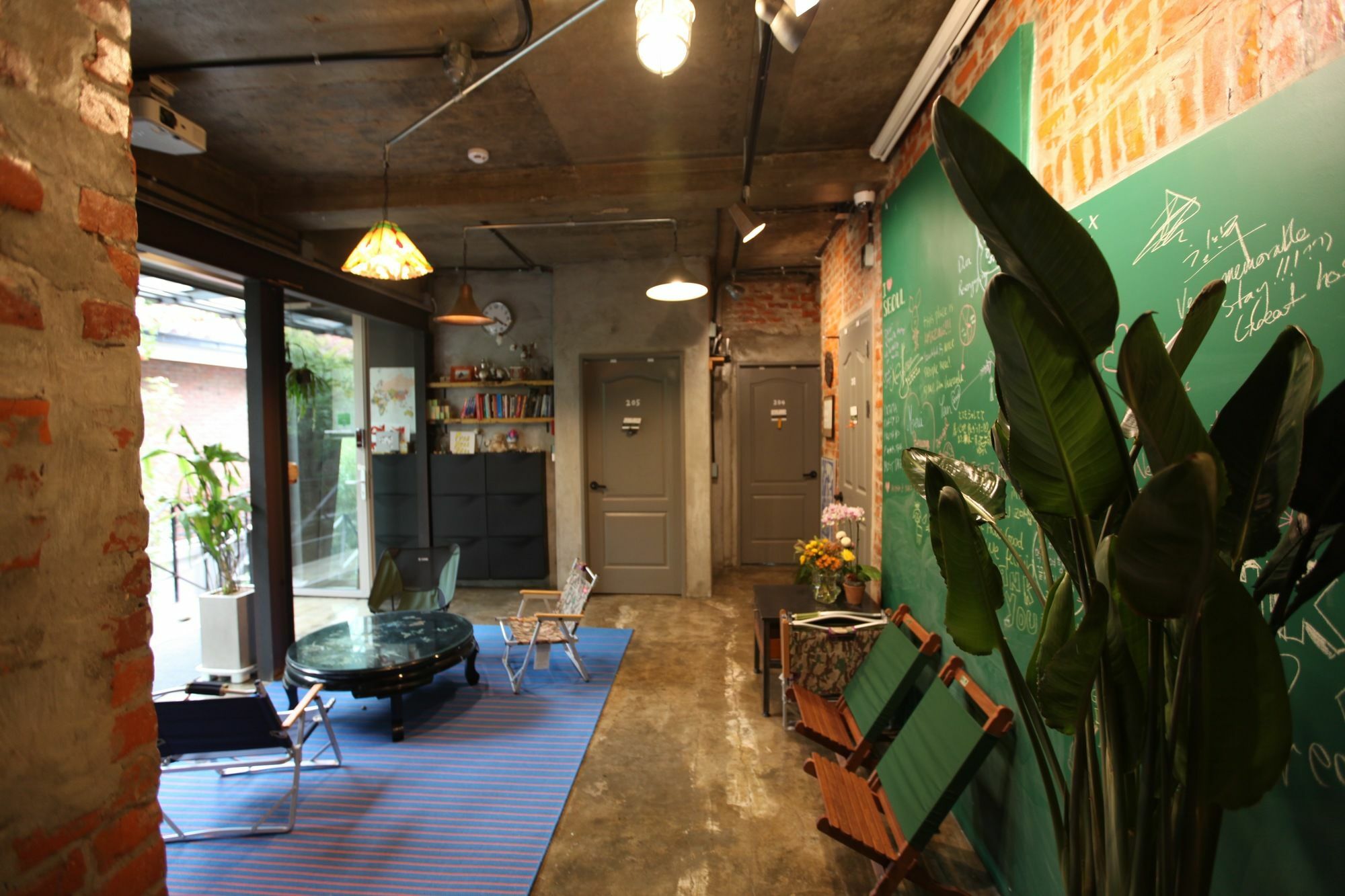 Hongdae Guesthouse Pajamaparty Сеул Экстерьер фото