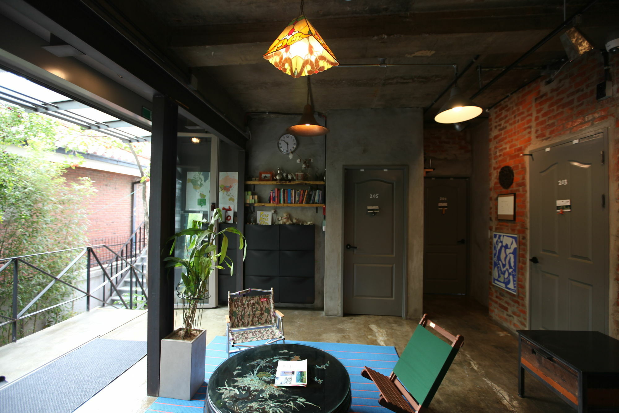 Hongdae Guesthouse Pajamaparty Сеул Экстерьер фото