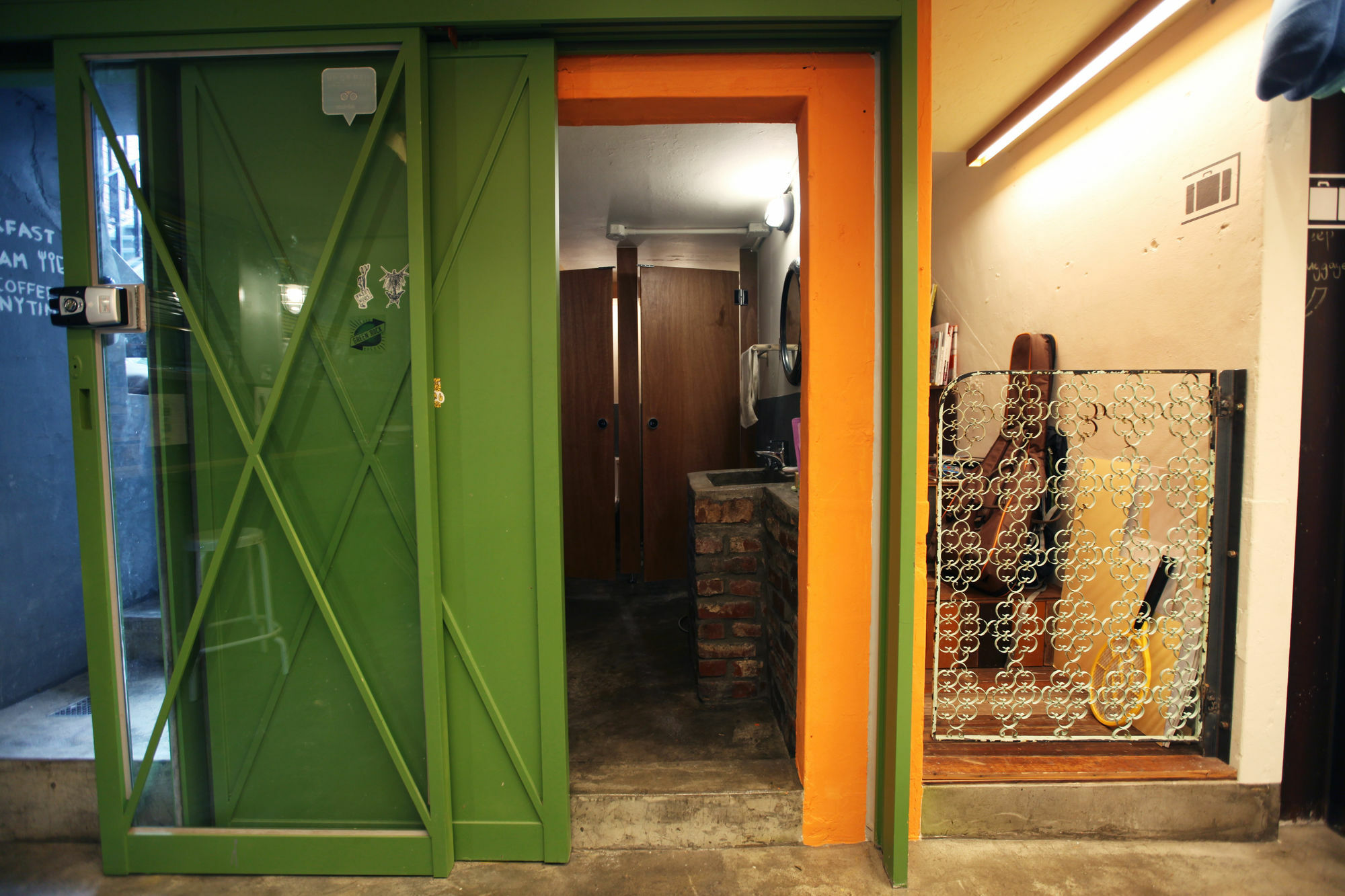 Hongdae Guesthouse Pajamaparty Сеул Экстерьер фото